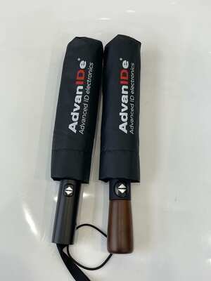 Windproof Kayu Shaft payung 23 Inch Stabilitas Tinggi Sempurna untuk Taman Patio Pantai dan Outdoor Commercial Settings